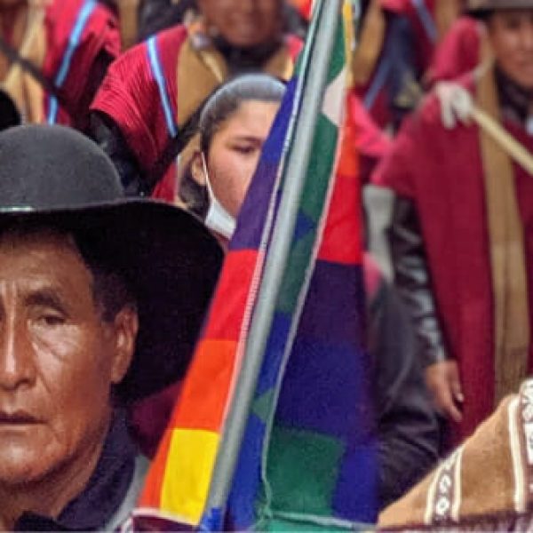 Organizaciones de derechos humanos exigen al gobierno interino de Bolivia investigar abusos recientes en contra de civiles