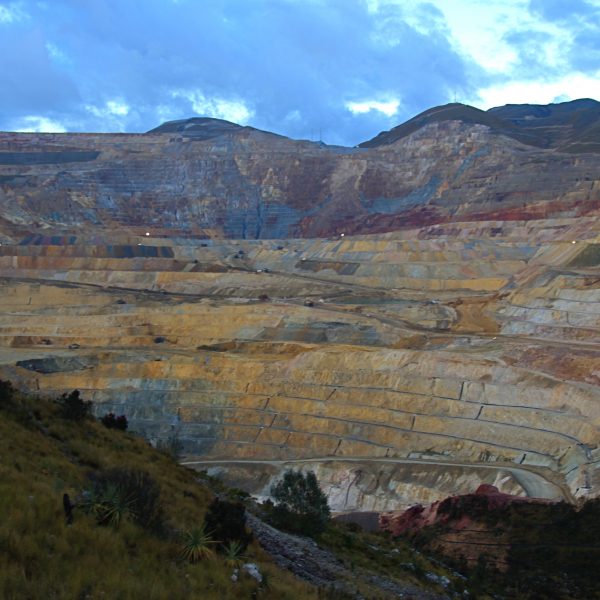 Audiencia derechos humanos e industrias extractivas en el Perú