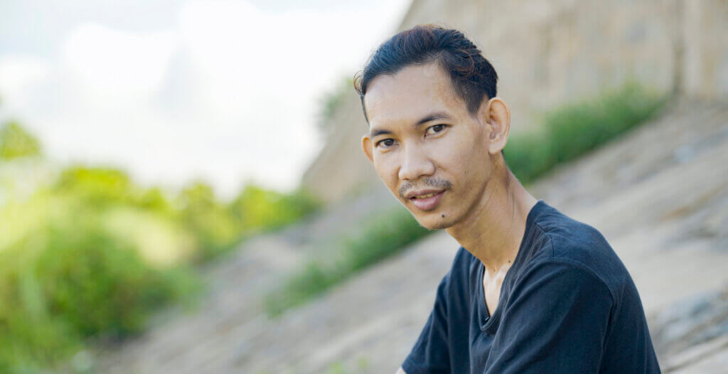 With the Support of a Grant, Dara Builds a Network of Young Defenders in Cambodia