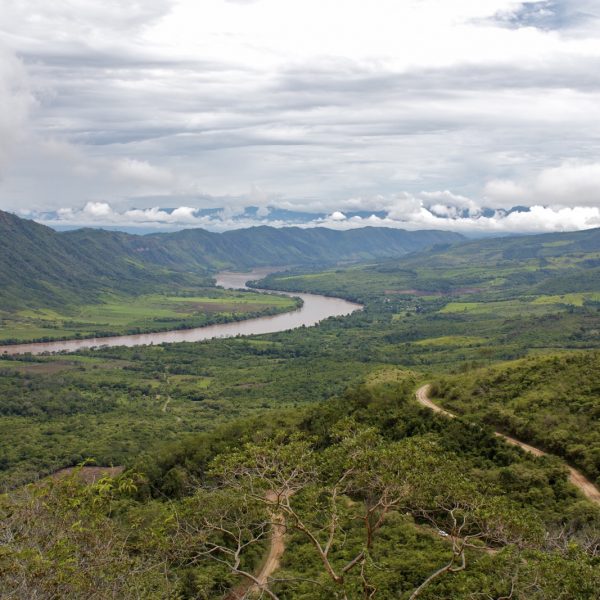 ¿Se puede proteger el medio ambiente declarando a un río como sujeto de derechos en el Perú?