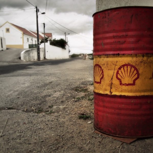 Shell May Have to Compensate Villagers for Oil Damage from Sabotage or Theft