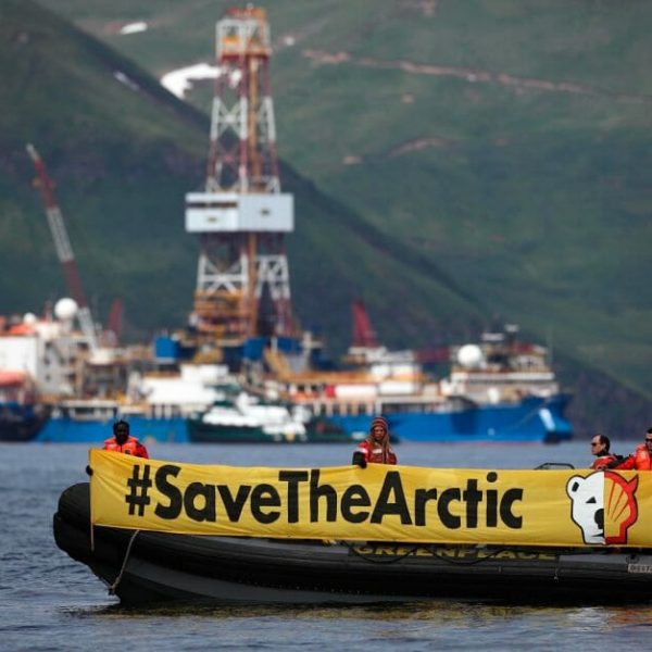 Shell Sues to Stop Greenpeace Protesters
