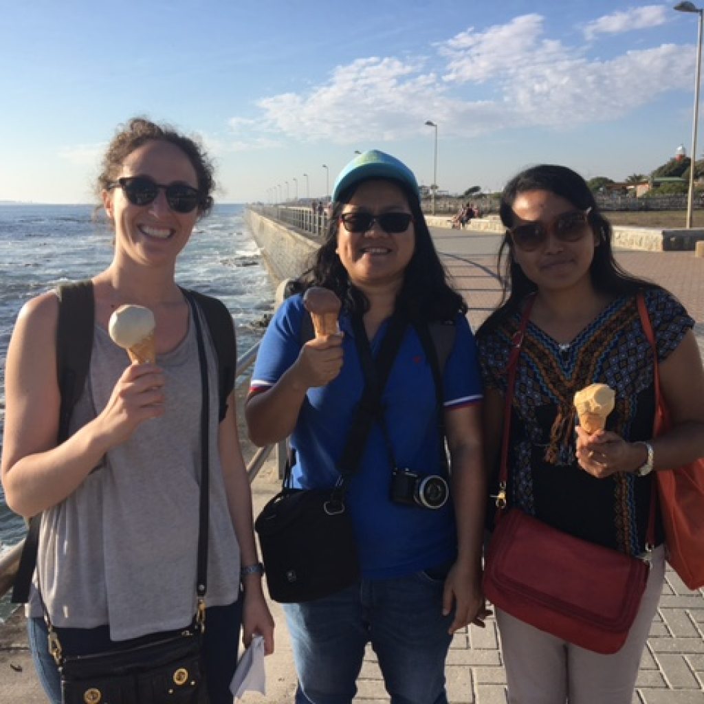 Bertha Fellows Tamara Morgenthau, Chompoo Kornkanok and Than Than Aye have ice cream during free time.