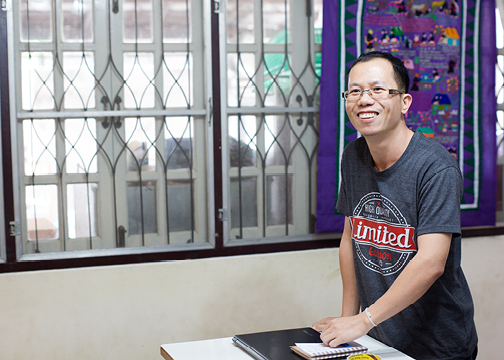 Laofang Bundidterdsakul, Thai community rights lawyer, one of MLN members was sharing his experience to MLAI participants about his inspiration to working beside local people for raising human rights awareness in the area that might affected by development project.