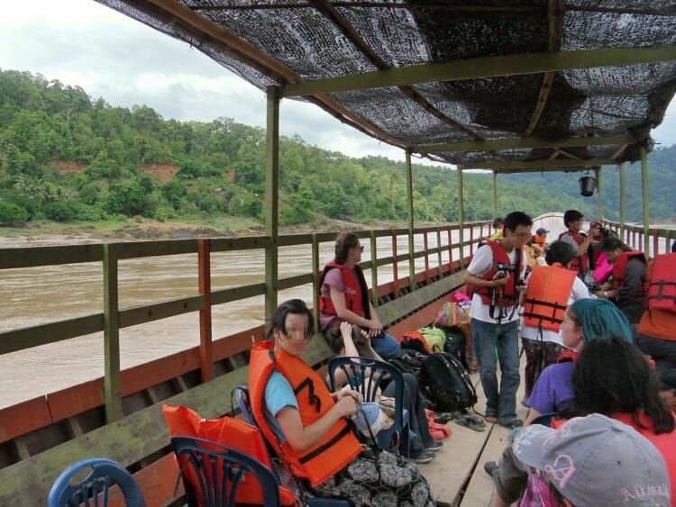 ERSM students travelling to Sop Moei